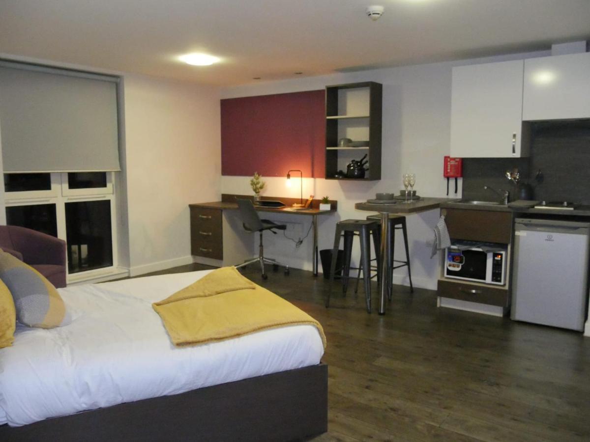 Corner House In Sheffield Apartment Ngoại thất bức ảnh
