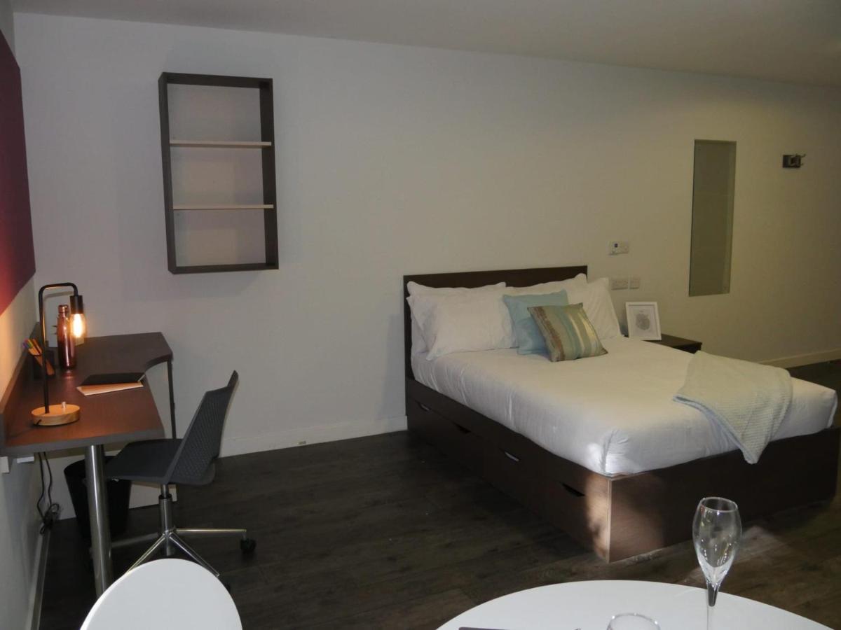 Corner House In Sheffield Apartment Ngoại thất bức ảnh